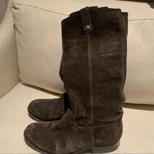 Frye Suede Boot dark olive green 5 1/2